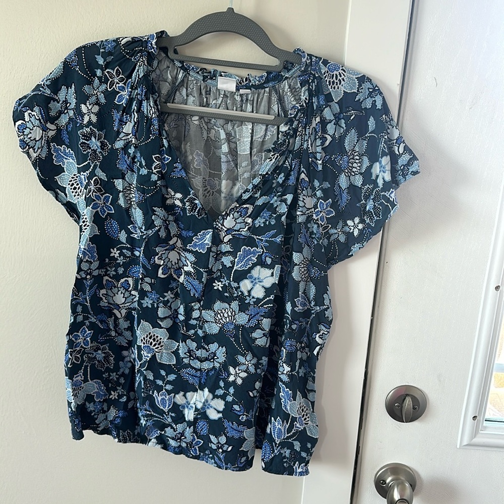 GAP XL blouse navy and light blue floral